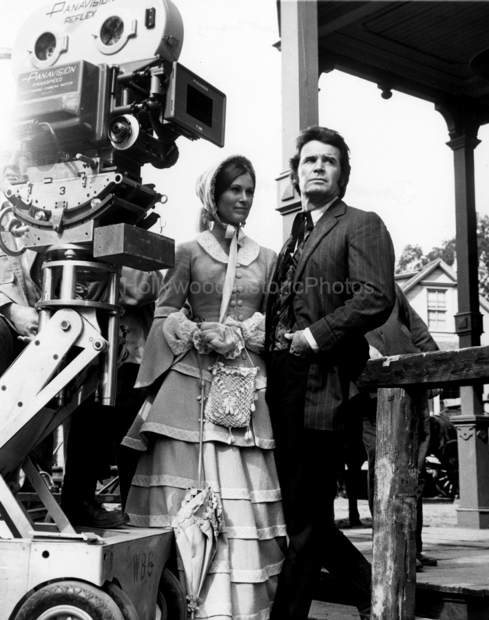 James Garner 1960 Susan Clark wm.jpg